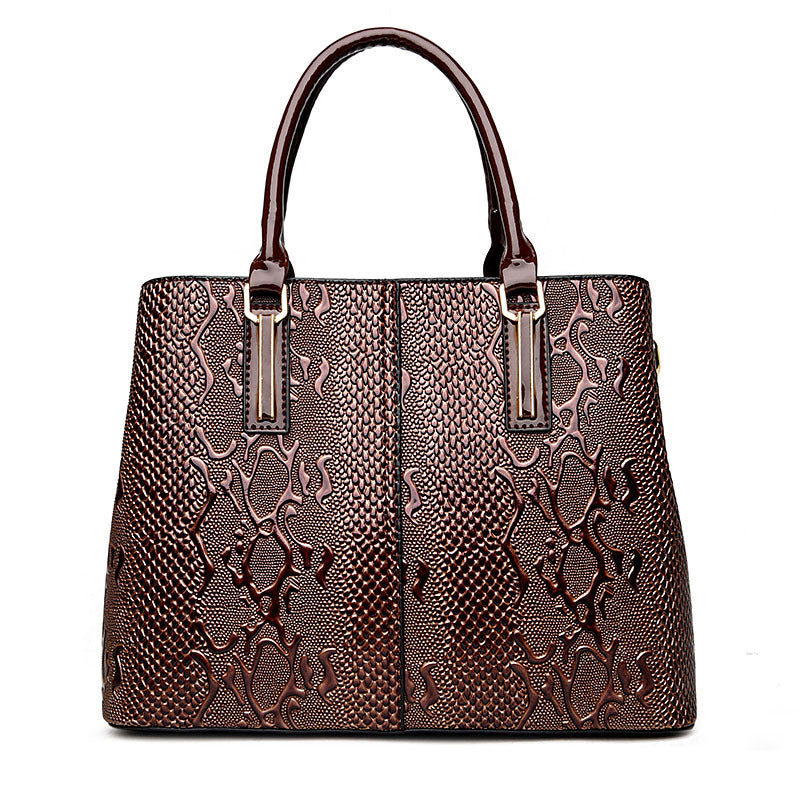 Ladies Handbag In Patent Leather Snake Print