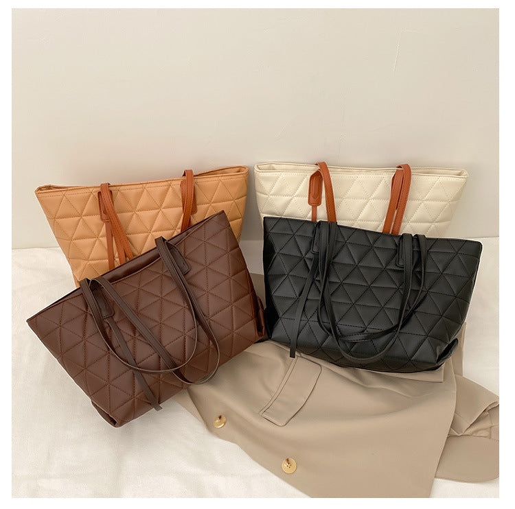 One-shoulder Portable Fashion Trend Commuter Solid Color Design Bag