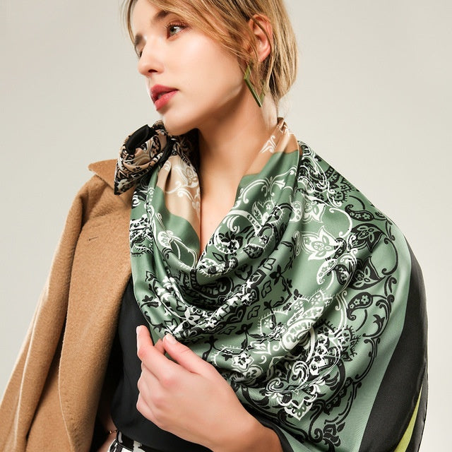 Women's scarf with twill silk printing material