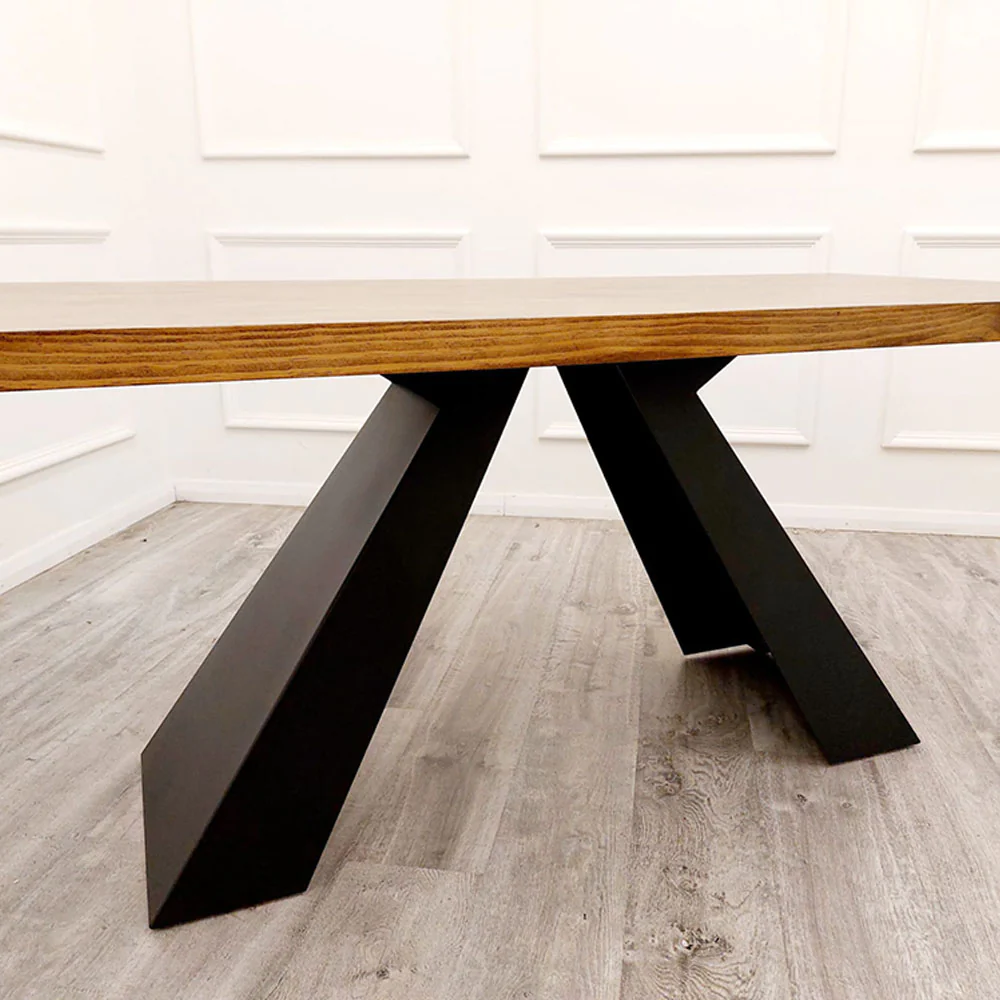 Axel 1.8 Dining Table