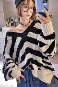 Fashion Western Style V-neck Loose And Slim Long-sleeved Sweater