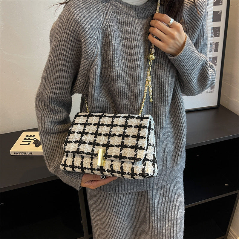 Versatile Cross-body Checked Chain Shoulder Bag