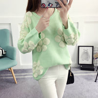 Round Neck Flower Padded College Style Pullover Sweater