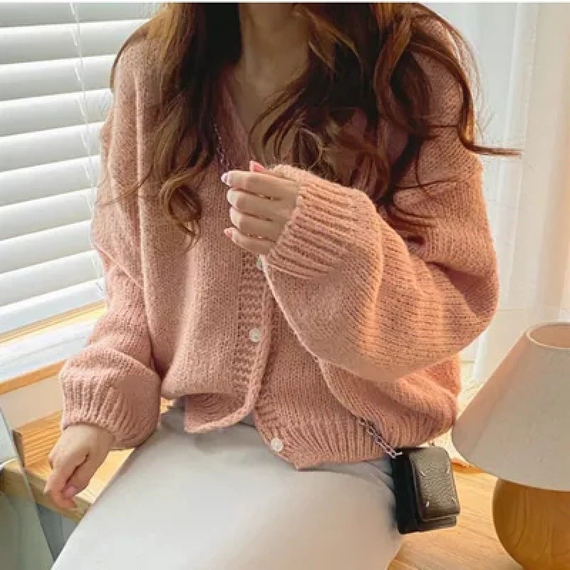 Women's Round Neck Single-breasted Loose Long-sleeved Knitted Sweater