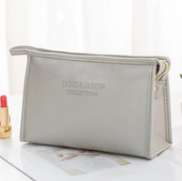 Makeup Bag, Exquisite Cosmetic Storage Bag, Portable When Going Out