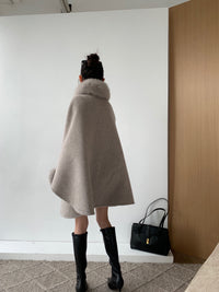 Cape Fox Fur Collar Cashmere Wavy Coat