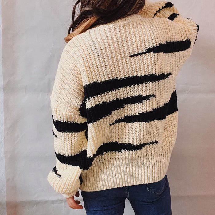 Round Neck Long Sleeve Irregular Stripe Contrast Sweater Pullover