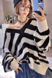 Fashion Western Style V-neck Loose And Slim Long-sleeved Sweater