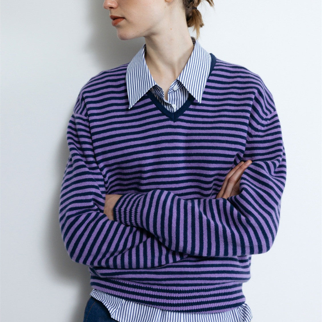 Drop-shoulder Sleeve Thin Woolen Sweater Ultra-fine Mernu Wool V-neck Striped Knitted Top