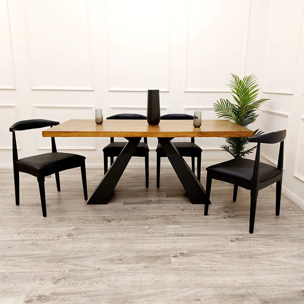 Axel 1.8 Dining Table