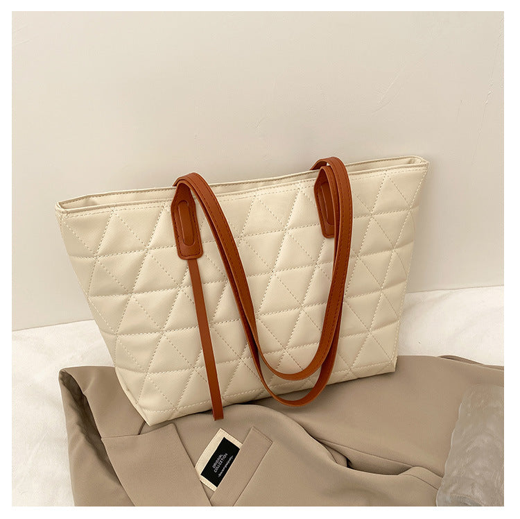 One-shoulder Portable Fashion Trend Commuter Solid Color Design Bag