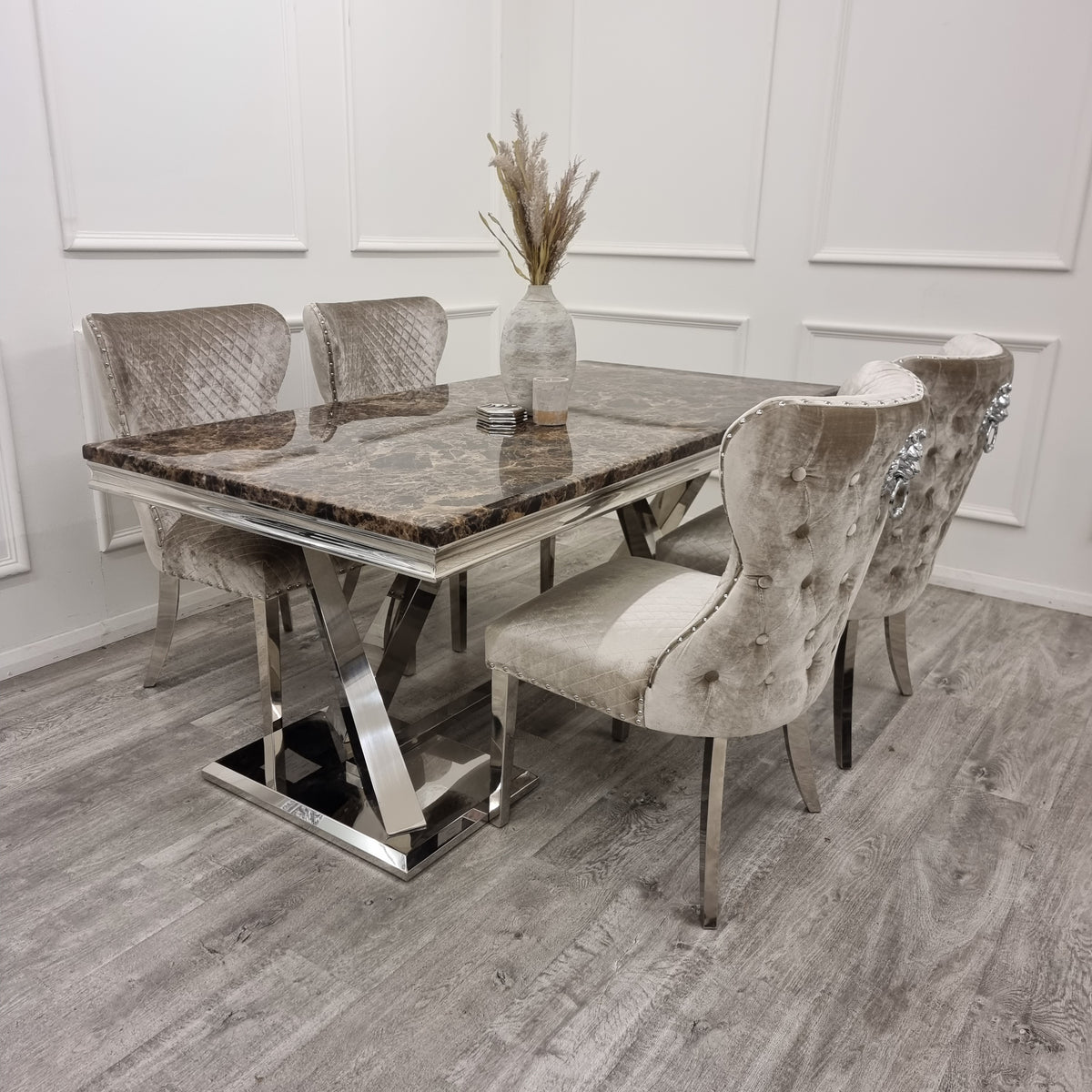 Xavia 1.8 Dining Table