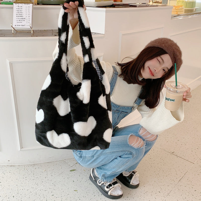 Women's Plush Loving Heart Large Shoulder Bag