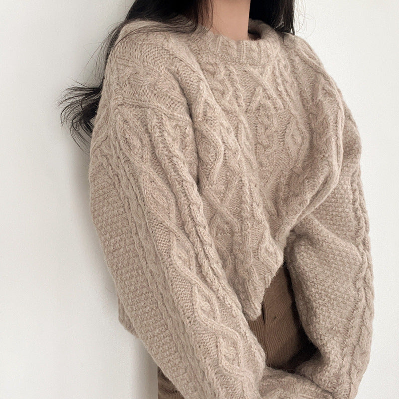 Retro Twist Round Neck Warm Cashmere-like Blended Pullover