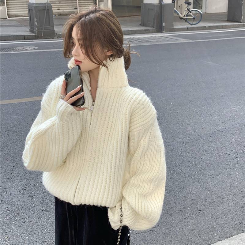 Versatile Stand Collar White Chunky Knit Jacket