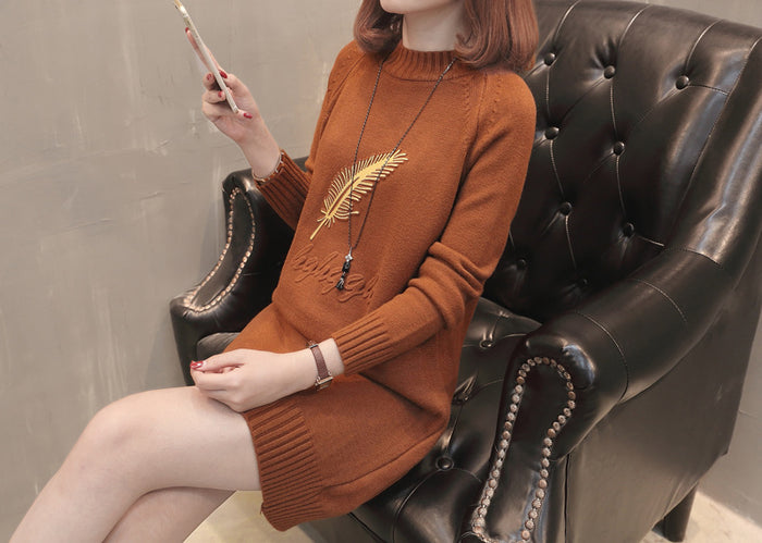 Mid-length Feather Letter Long Sleeve Loose-fitting Women's Knitwear Sweater