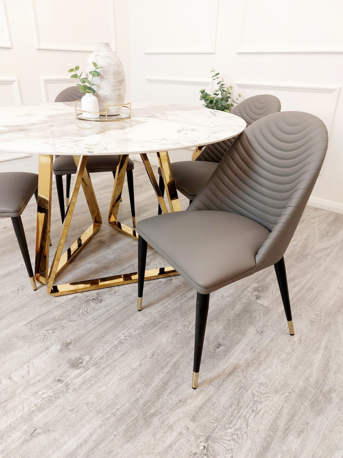 Nero Gold 1.3 Round Dining Table with Sintered Stone Top